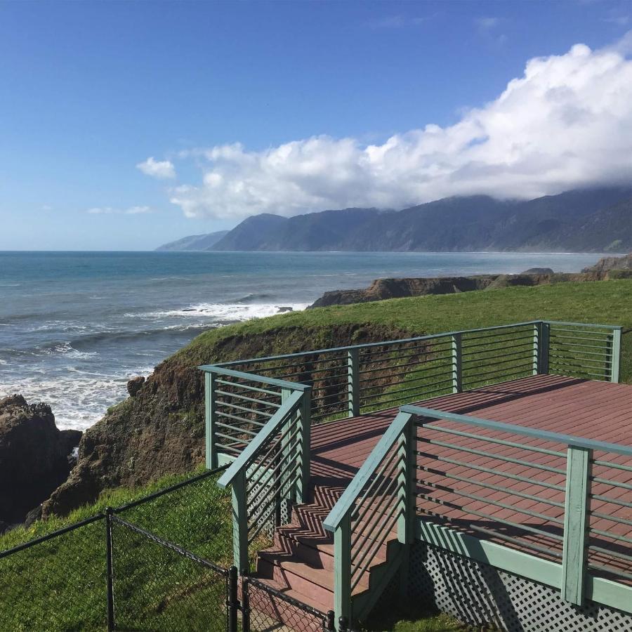 Inn Of The Lost Coast Shelter Cove Екстериор снимка